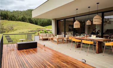 Proyecto de Casas para Estrenar Unidad Cerrada ubicado en Sajonia