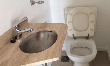 Dpto 2 amb   2 baños Lomas centro Apto profesional