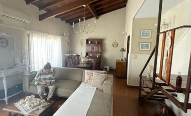 Casa en Remedios De Escalada