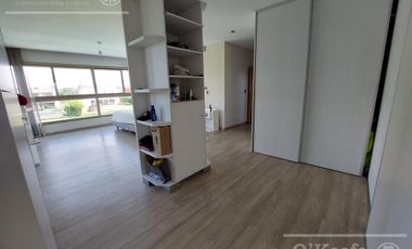 Casa en venta - Barrio Nuevo Quilmes - excelente ubicación con salida a la laguna principal.
