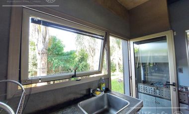 Casa en venta - Barrio Nuevo Quilmes - excelente ubicación con salida a la laguna principal.