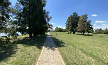 Terreno en  Puerto Roldán