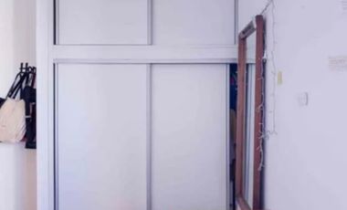 Departamento de tres ambientes con cochera a la venta en Torres Pueyrredon