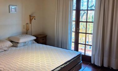 Casa en venta - 4 Dormitorios 2 Baños - 370mts2 - Saladillo