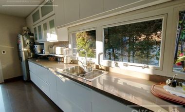 Casa en venta, 4 ambientes en Quilmes. Barrio Cerrado Barrancas de Guido.