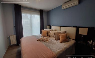 Casa en venta, 4 ambientes en Quilmes. Barrio Cerrado Barrancas de Guido.
