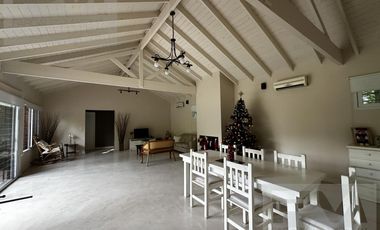 Casa - Francisco Alvarez