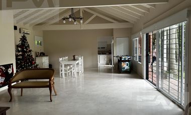 Casa - Francisco Alvarez