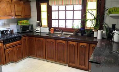Casa en venta - 4 Dormitorios 5 Baños - 1302Mts2 - Pilar