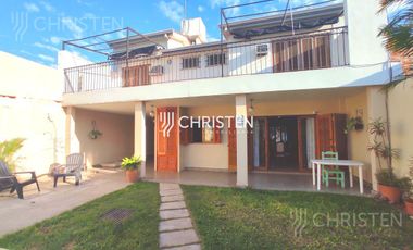Venta Casa 3 habitaciones patio galería asador y cochera pasante Maria Selva