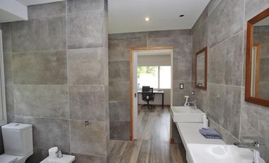 Casa a nuevo - Las Lomas Jockey - San Isidro