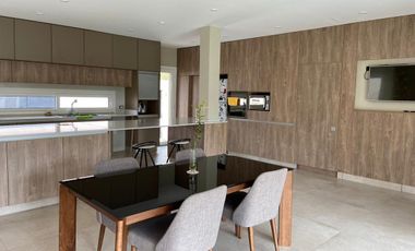 Casa a nuevo - Las Lomas Jockey - San Isidro