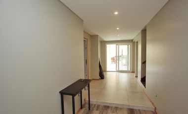 Casa a nuevo - Las Lomas Jockey - San Isidro