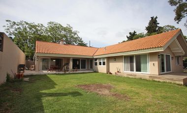 Casa a nuevo - Las Lomas Jockey - San Isidro