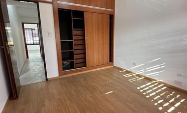 Casa en venta - 5 Dormitorios 5 Baños - Cocheras - 400Mts2 - La Plata