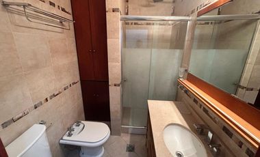 Casa en venta - 5 Dormitorios 5 Baños - Cocheras - 400Mts2 - La Plata