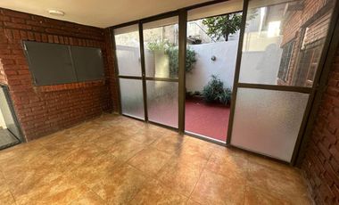 Casa en venta - 5 Dormitorios 5 Baños - Cocheras - 400Mts2 - La Plata