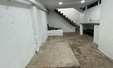 Casa en venta - 5 Dormitorios 5 Baños - Cocheras - 400Mts2 - La Plata