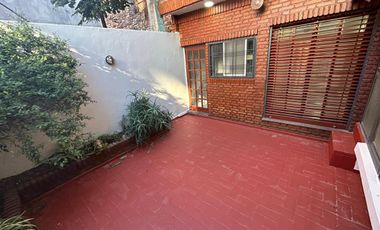 Casa en venta - 5 Dormitorios 5 Baños - Cocheras - 400Mts2 - La Plata