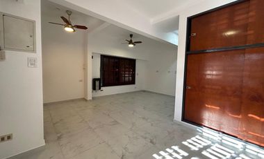 Casa en venta - 5 Dormitorios 5 Baños - Cocheras - 400Mts2 - La Plata