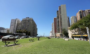 Venta departamento 4 ambientes a estrenar zona La Perla vista al mar con cochera