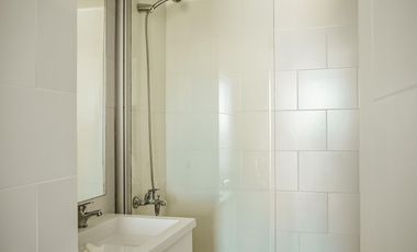 Venta departamento 4 ambientes a estrenar zona La Perla vista al mar con cochera