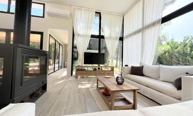 Casa en Alquiler - Barrio Residencial I Lote 87 de Costa Esmeralda - Alquiler Temporario