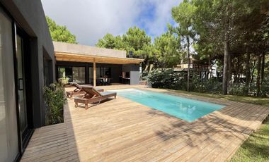 Casa en Alquiler - Barrio Residencial I Lote 87 de Costa Esmeralda - Alquiler Temporario