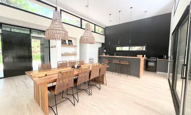 Casa en Alquiler - Barrio Residencial I Lote 87 de Costa Esmeralda - Alquiler Temporario