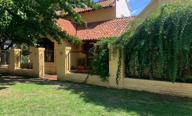 Casa 5 dormitorios venta en Don Torcuato
