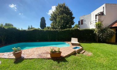 Casa 5 dormitorios venta en Don Torcuato