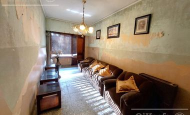 APTA A CREDITO!! BONITA CASA ESTILO AMERICANA DE 3 AMBIENTES EN UNA SOLA PLANTA!