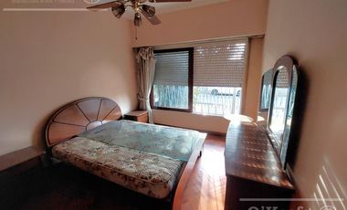 APTA A CREDITO!! BONITA CASA ESTILO AMERICANA DE 3 AMBIENTES EN UNA SOLA PLANTA!