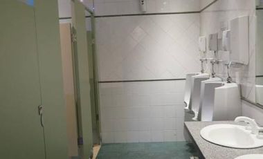 Edificio Columbus, Oficina en alquiler totalmente equipada lista para entrar