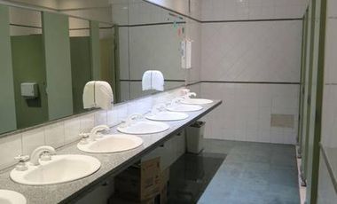 Edificio Columbus, Oficina en alquiler totalmente equipada lista para entrar