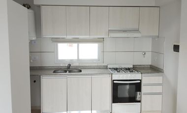 Venta - Departamento 2 Ambientes, Balcón - Centro San Martin