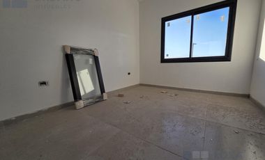 Casa en  DOCTA AVENIDA - MZA 96 LT 8