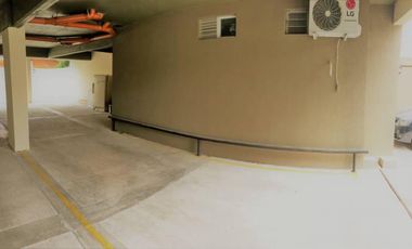 VENTA - EXCELENTE 3 AMBIENTES C/2 COCHERAS! SEMINUEVO!