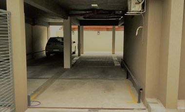 VENTA - EXCELENTE 3 AMBIENTES C/2 COCHERAS! SEMINUEVO!