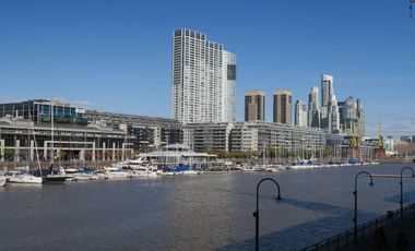 Oficina en Alquiler con vista al rio en excelente estado lista para ocupar