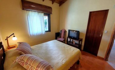 Casa (en PH) - Venta  - Villa Gesell - 4 Ambientes - Gas Natural