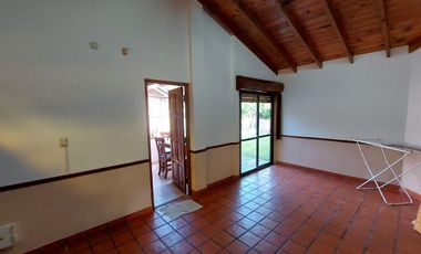 Casa (en PH) - Venta  - Villa Gesell - 4 Ambientes - Gas Natural