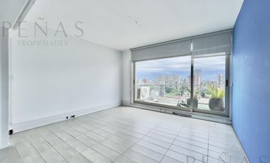 Impecable Oficina 100 m2 en zona Nuñez Belrgrano con Balcón - Seguridad y cochera