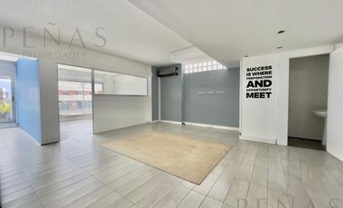 Impecable Oficina 100 m2 en zona Nuñez Belrgrano con Balcón - Seguridad y cochera