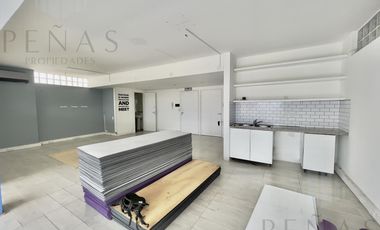 Impecable Oficina 100 m2 en zona Nuñez Belrgrano con Balcón - Seguridad y cochera