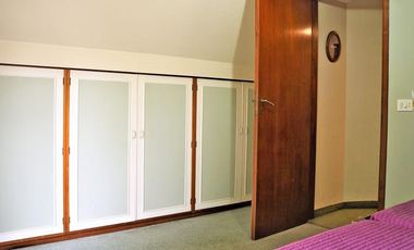 VENTA, CHALET EN EL CORAZÓN DE BARRIO PARQUE BERNAL