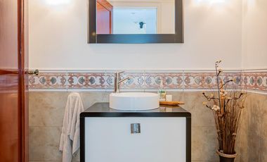 Casa en  Bernal - Venta