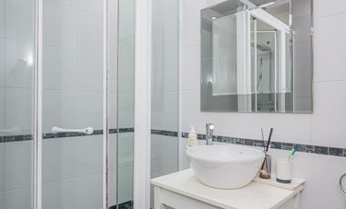 Casa en  Bernal - Venta