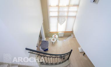 Casa en  Bernal - Venta