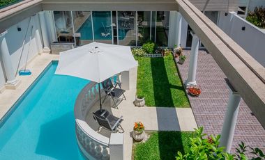Casa en  Bernal - Venta